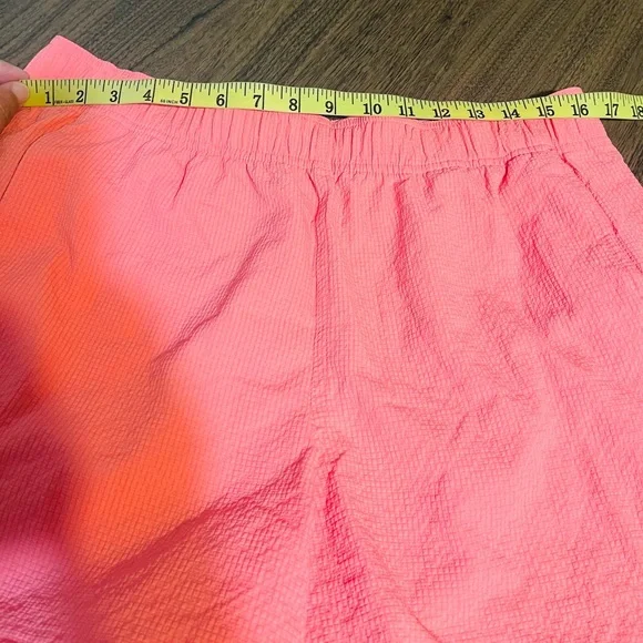 🤩 COLUMBIA Women's Vibrant Pink Cargo Shorts - Picture 5 of 6